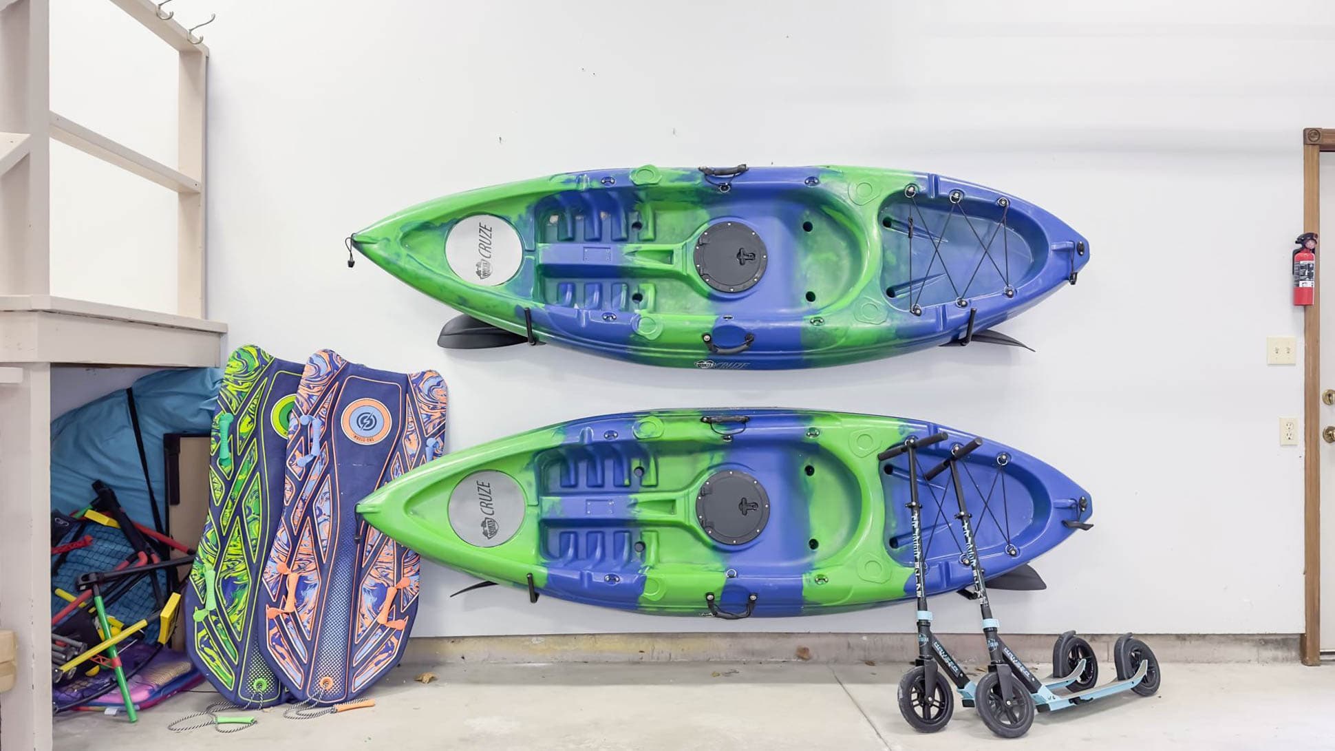 Your family will enjoy the two kayaks