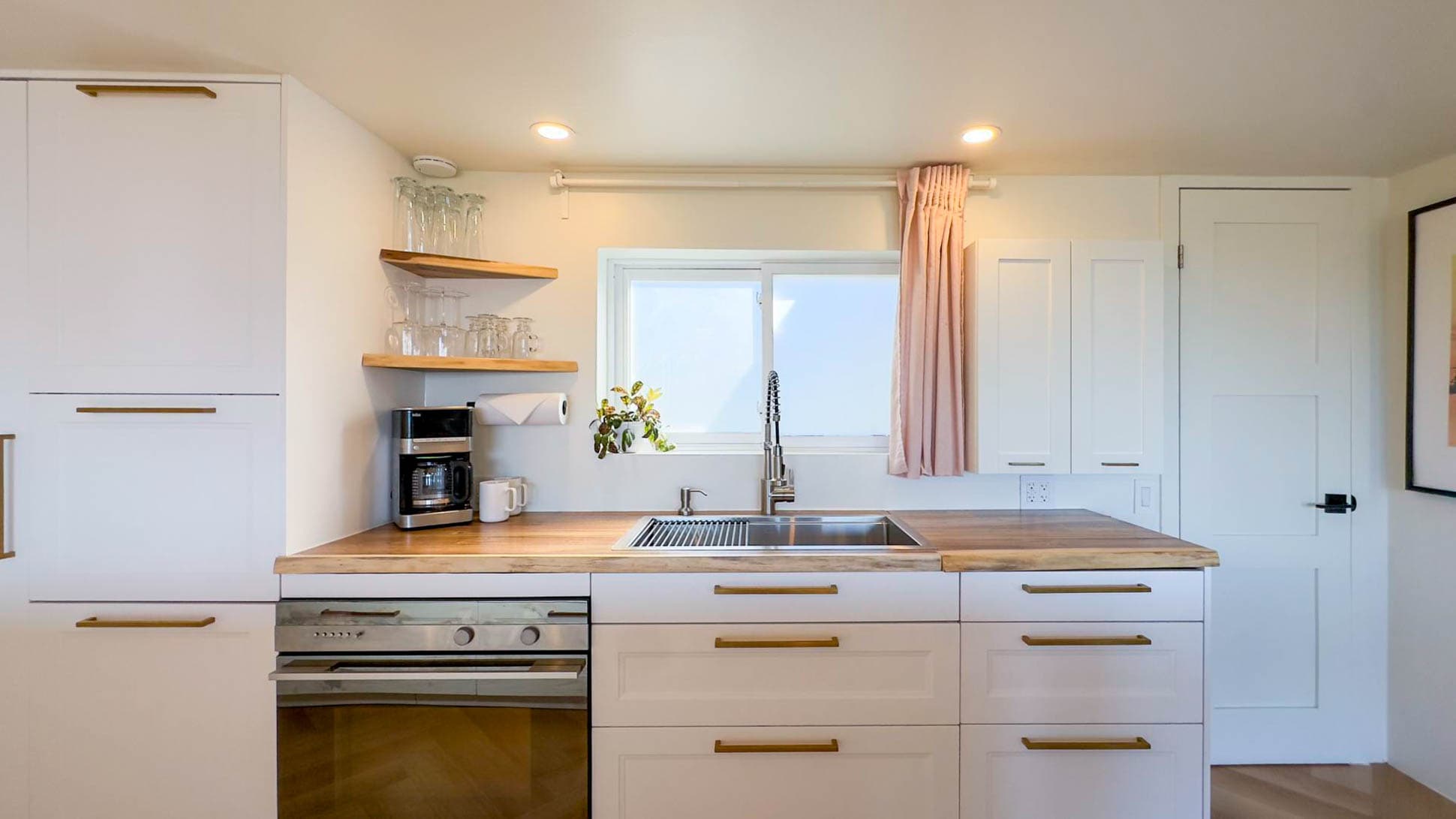 All modern appliances