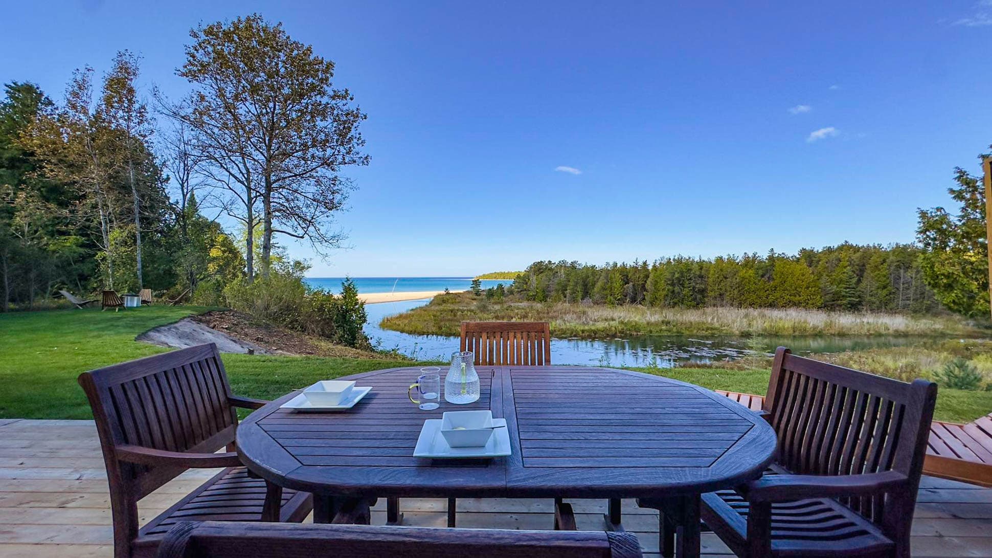Fresh food, fresh air, and the perfect outdoor setup