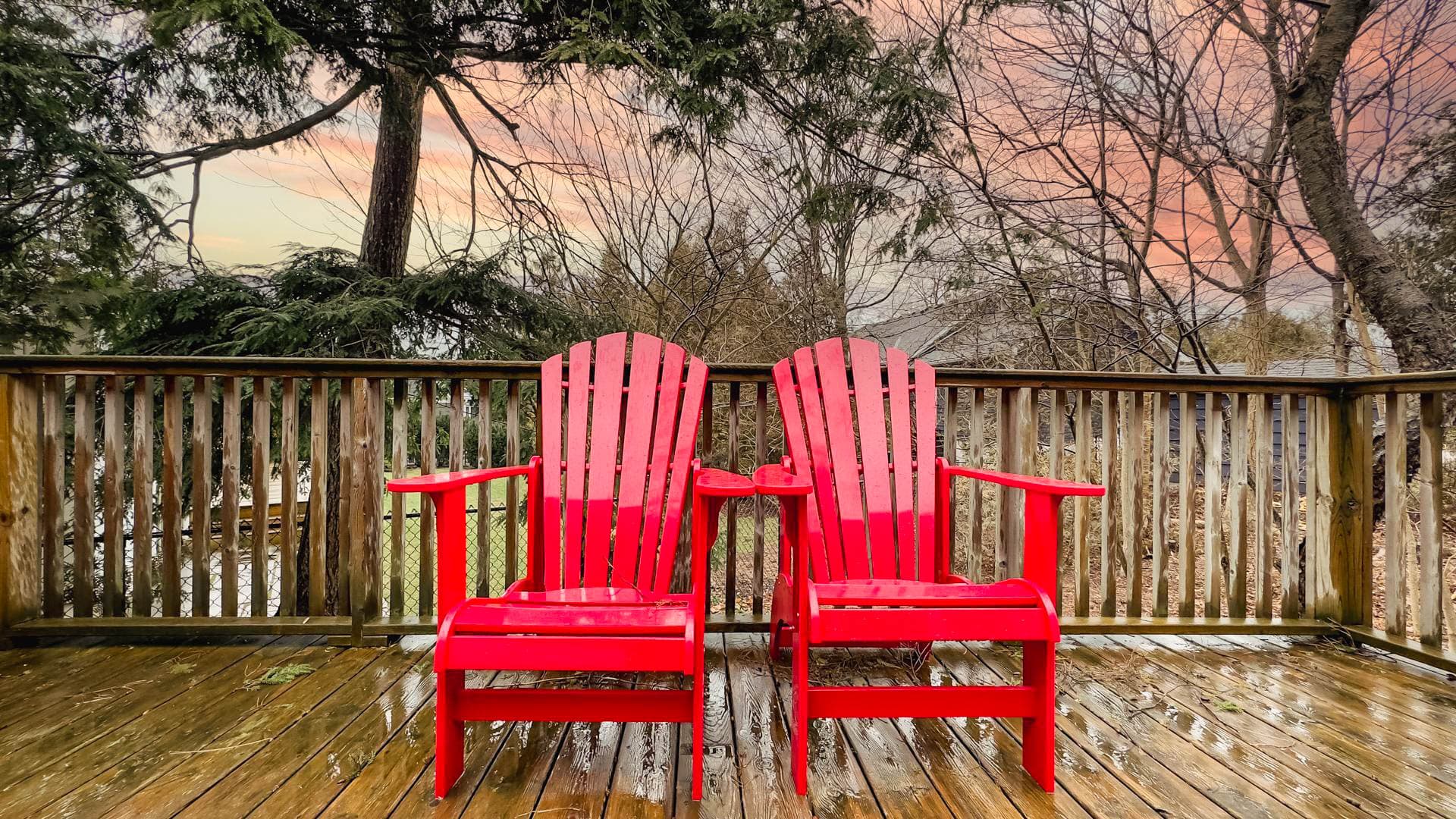 A great spot for gossip or a good book!