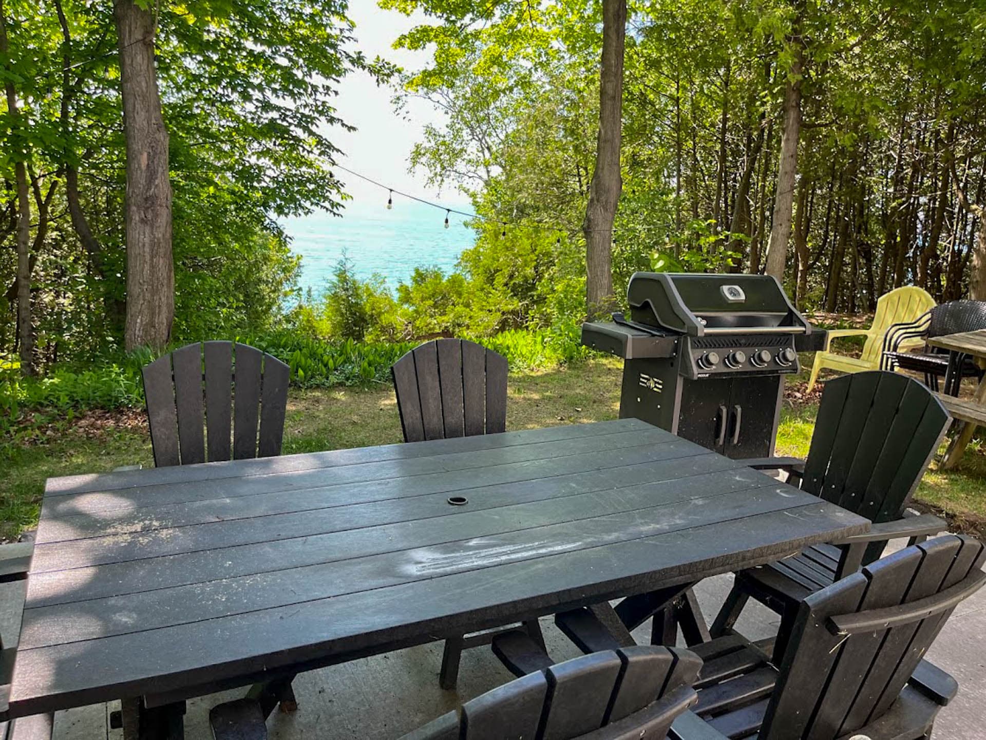 Enjoy meals with a view