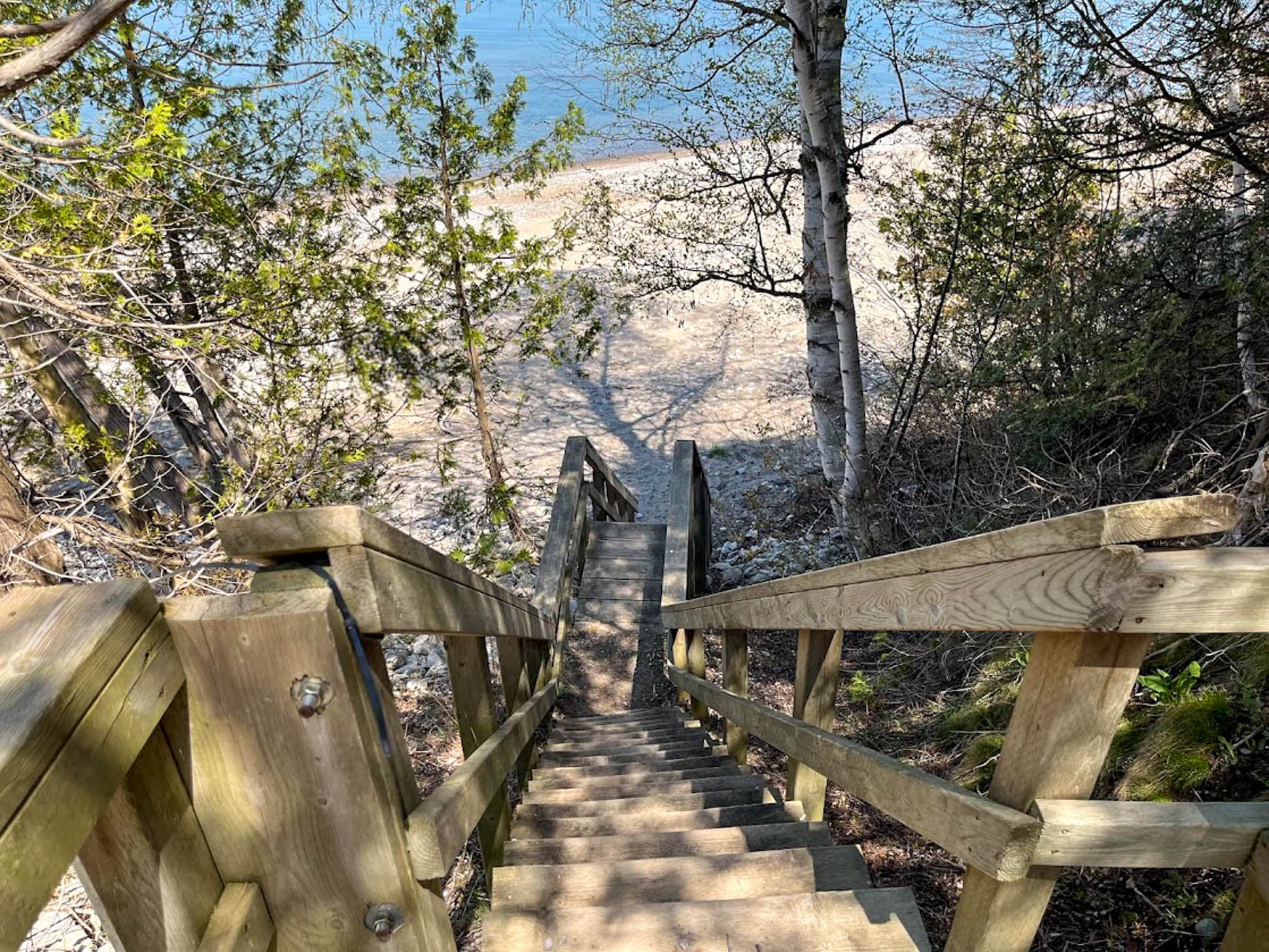 Lake access short 2 min walk and approx 25 stairs
