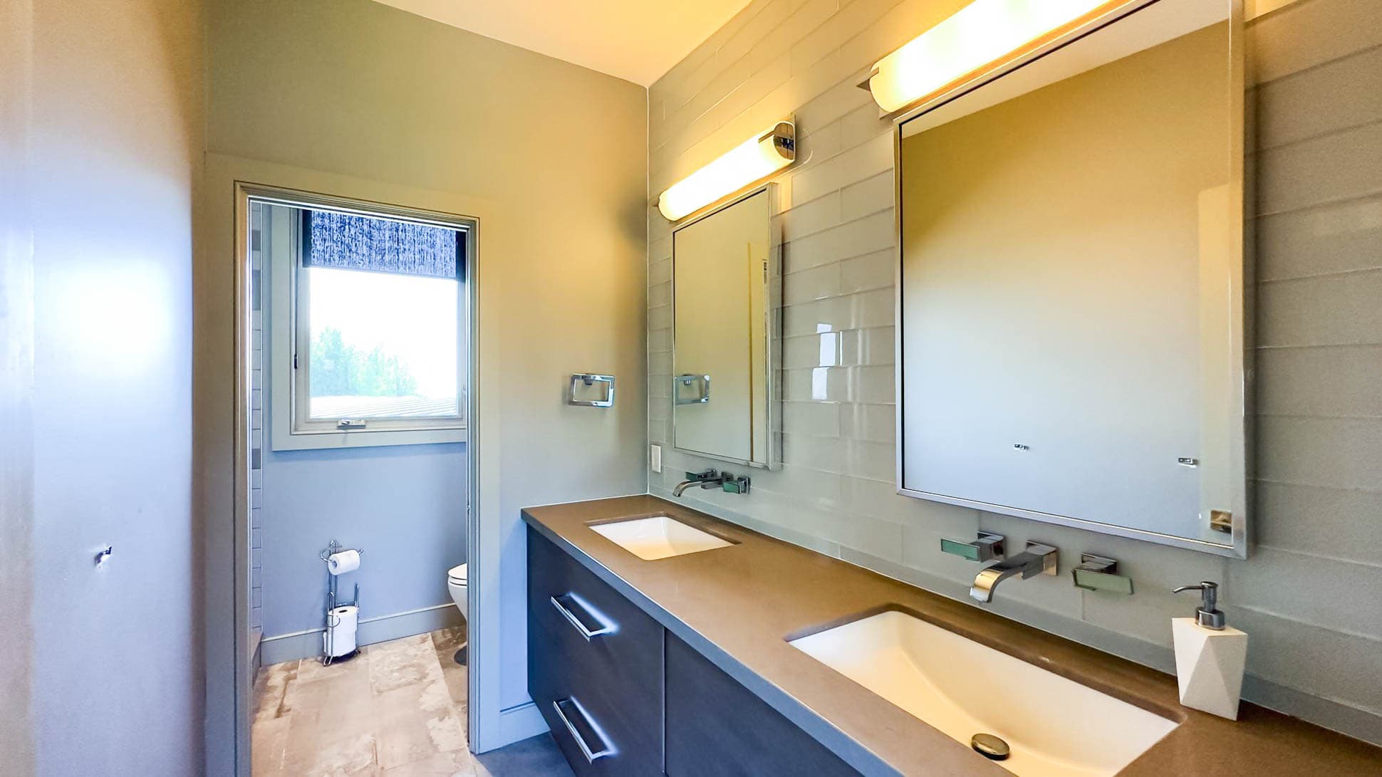 3 Piece Bathroom upstairs with double vanity