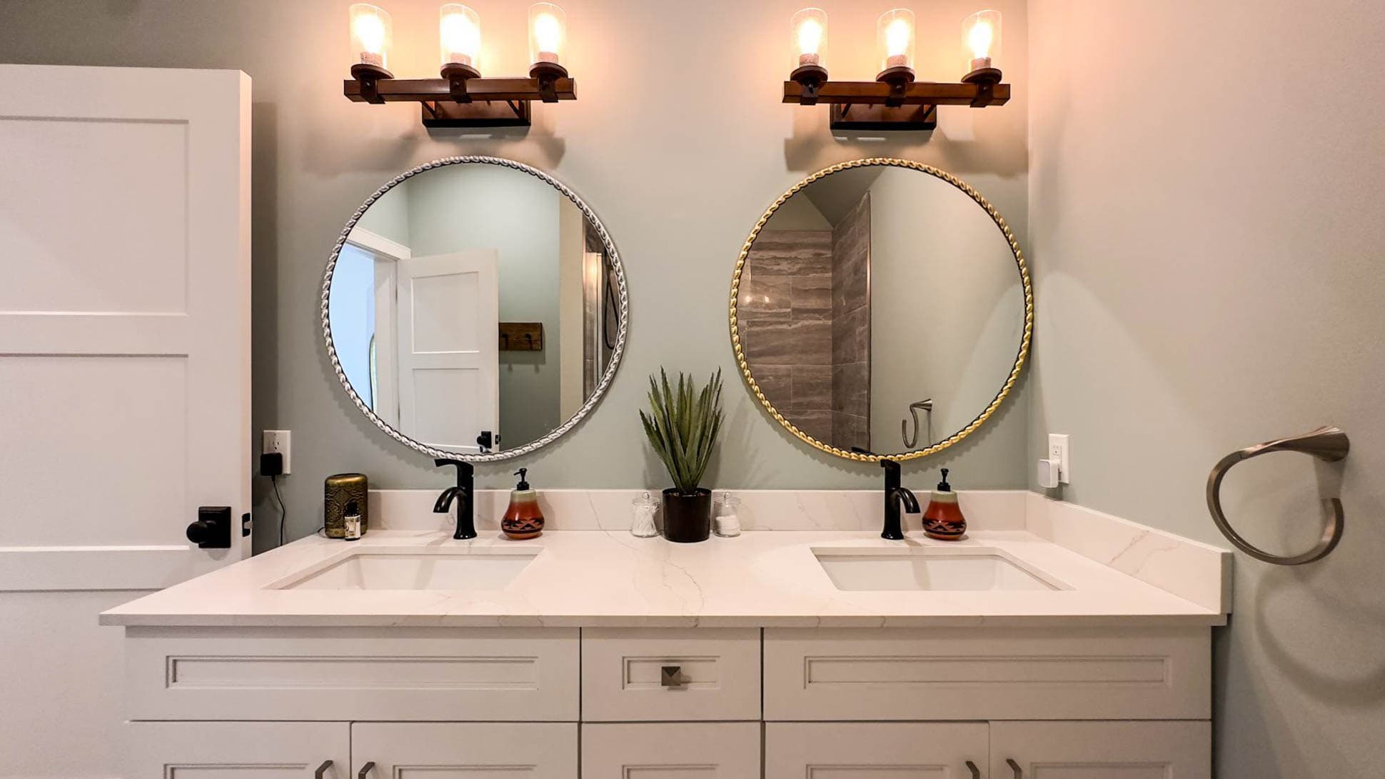 4 Piece Ensuite Bathroom