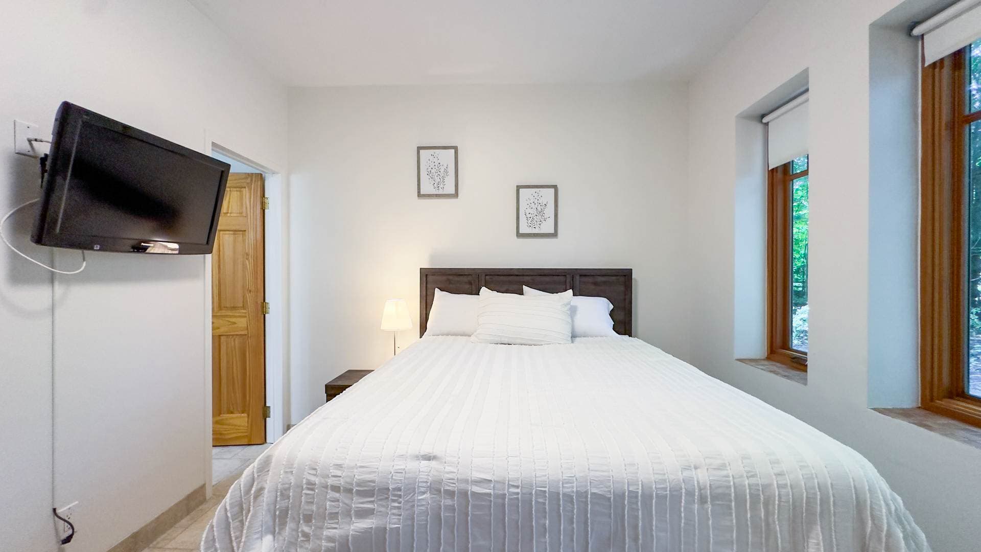 Bedroom 4 has Queen Bed