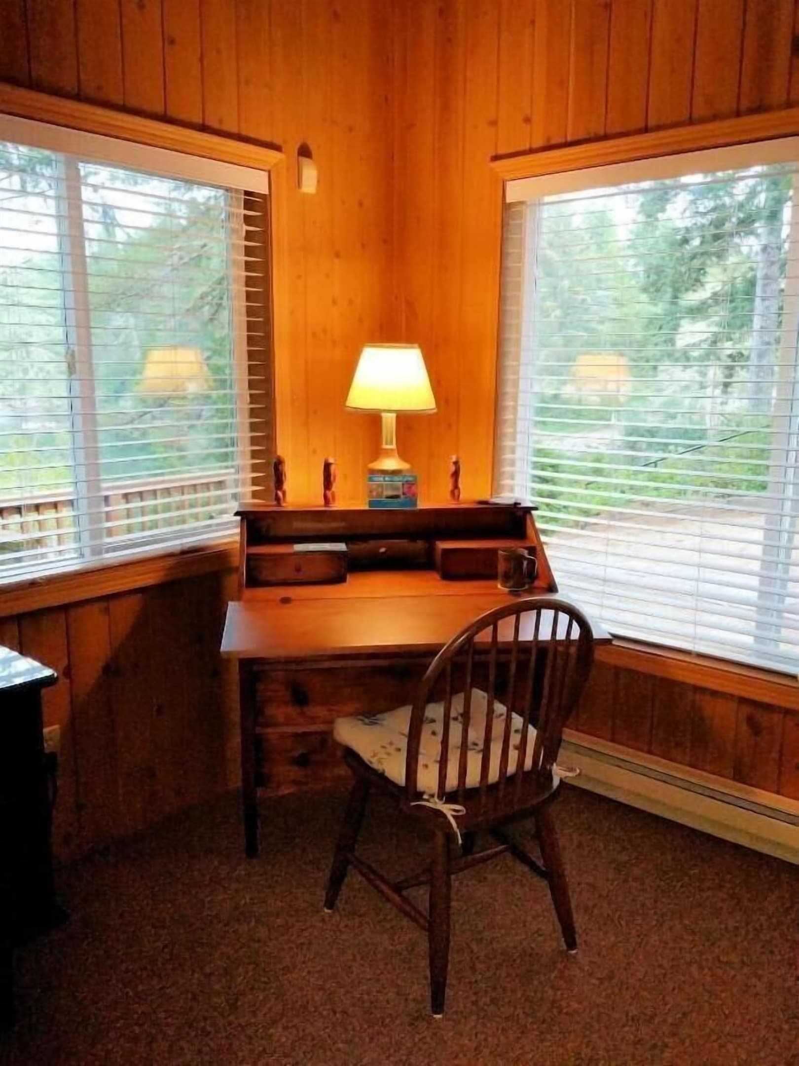 desk