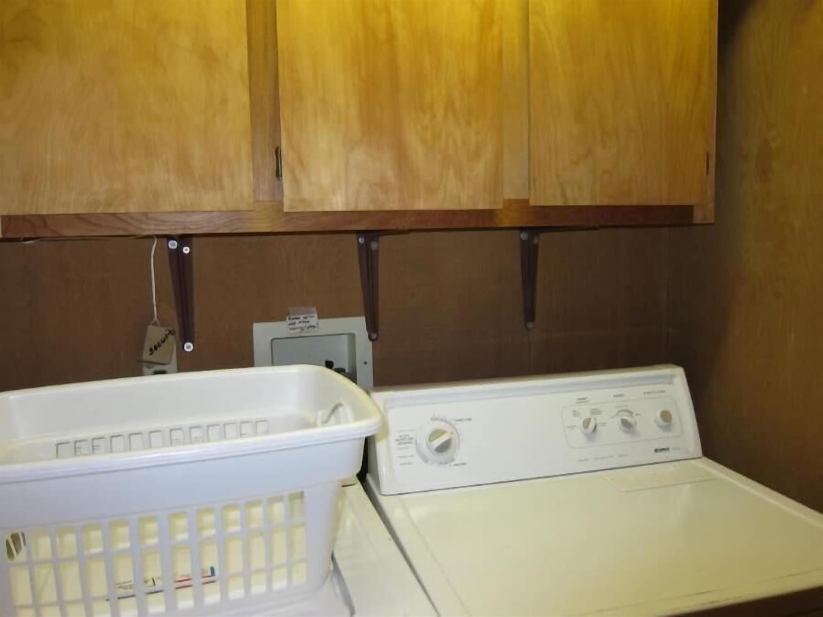 washer & dryer