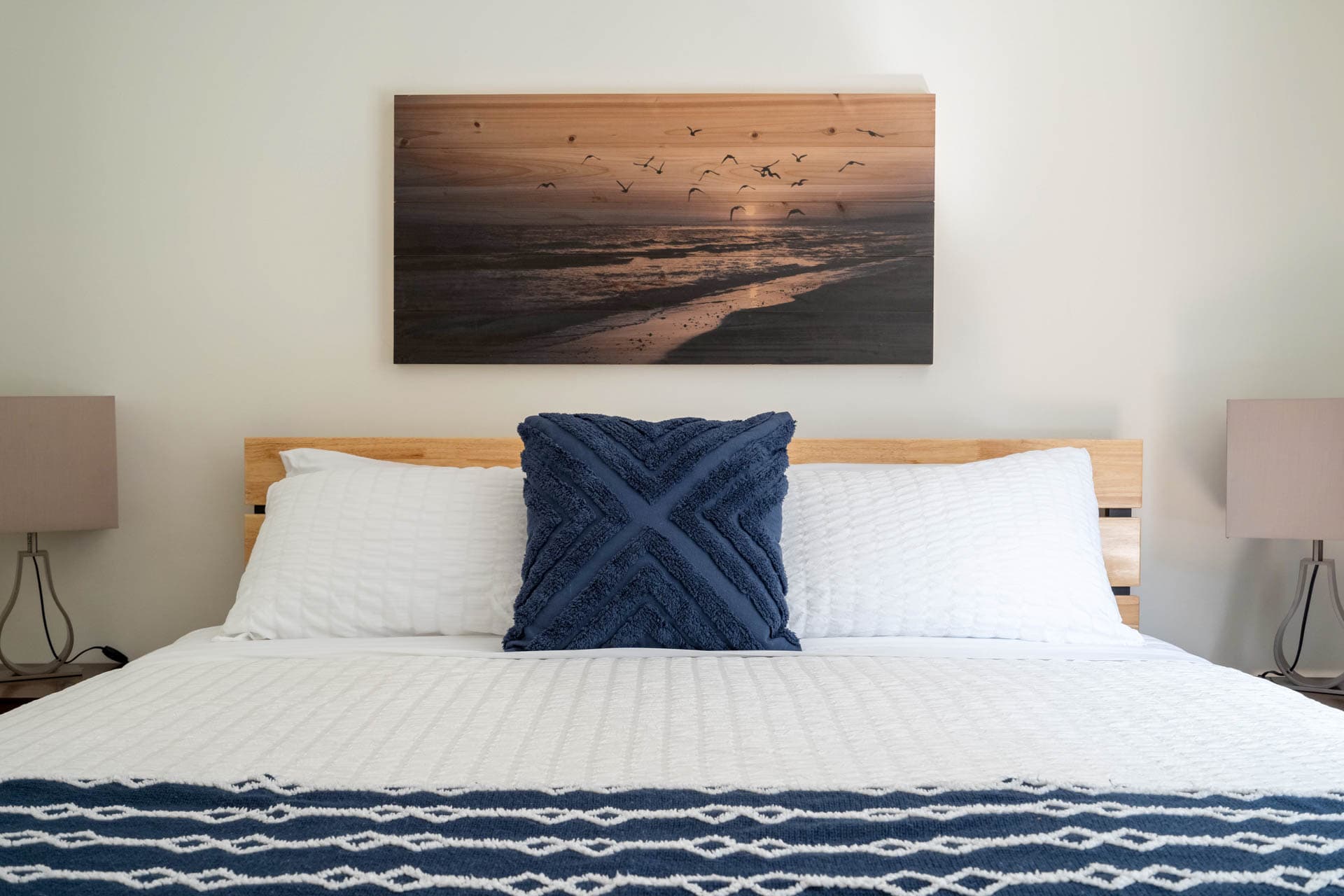 Premier Bedroom 1 - Large King Bed