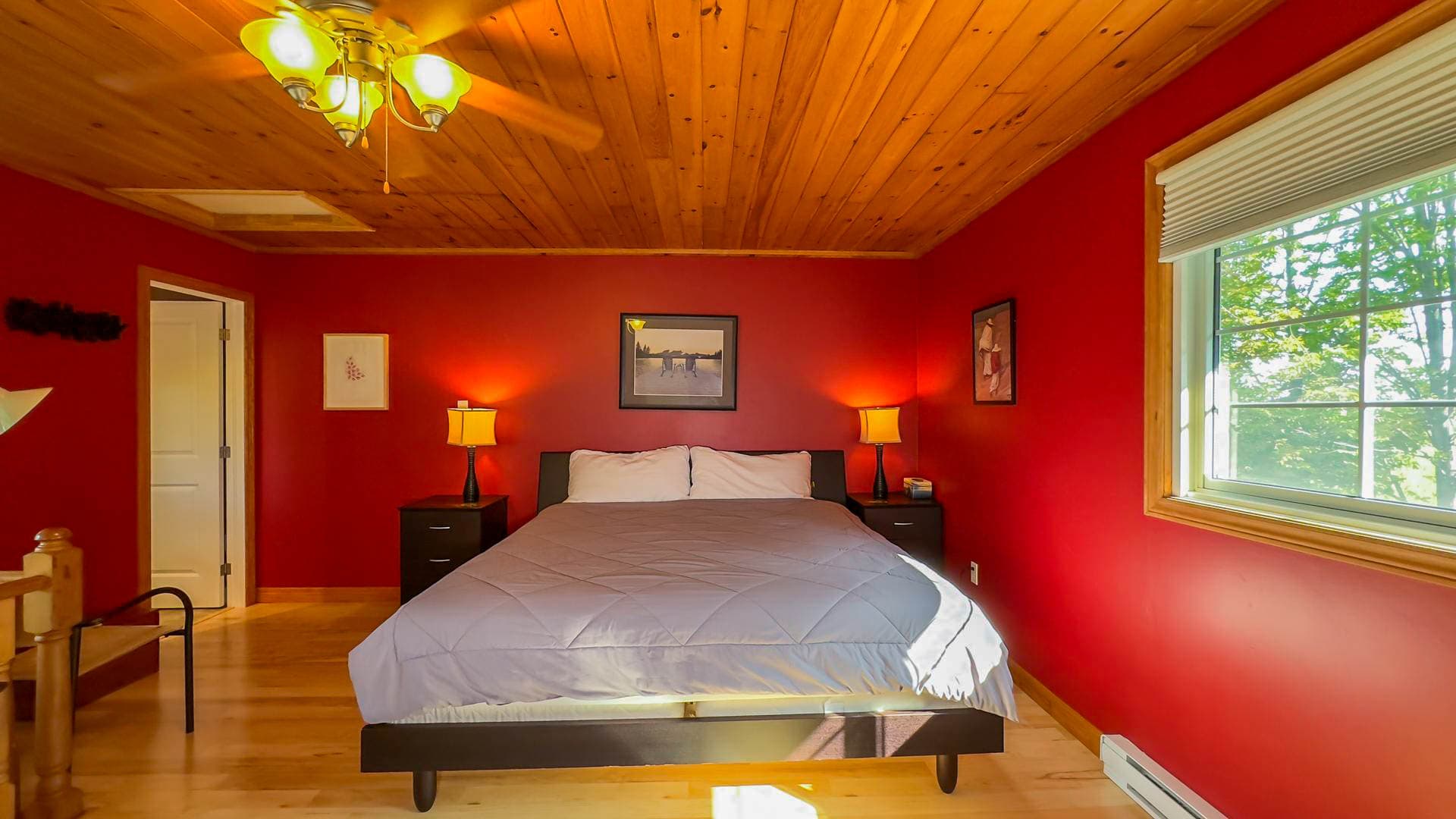 Comfy King Bed