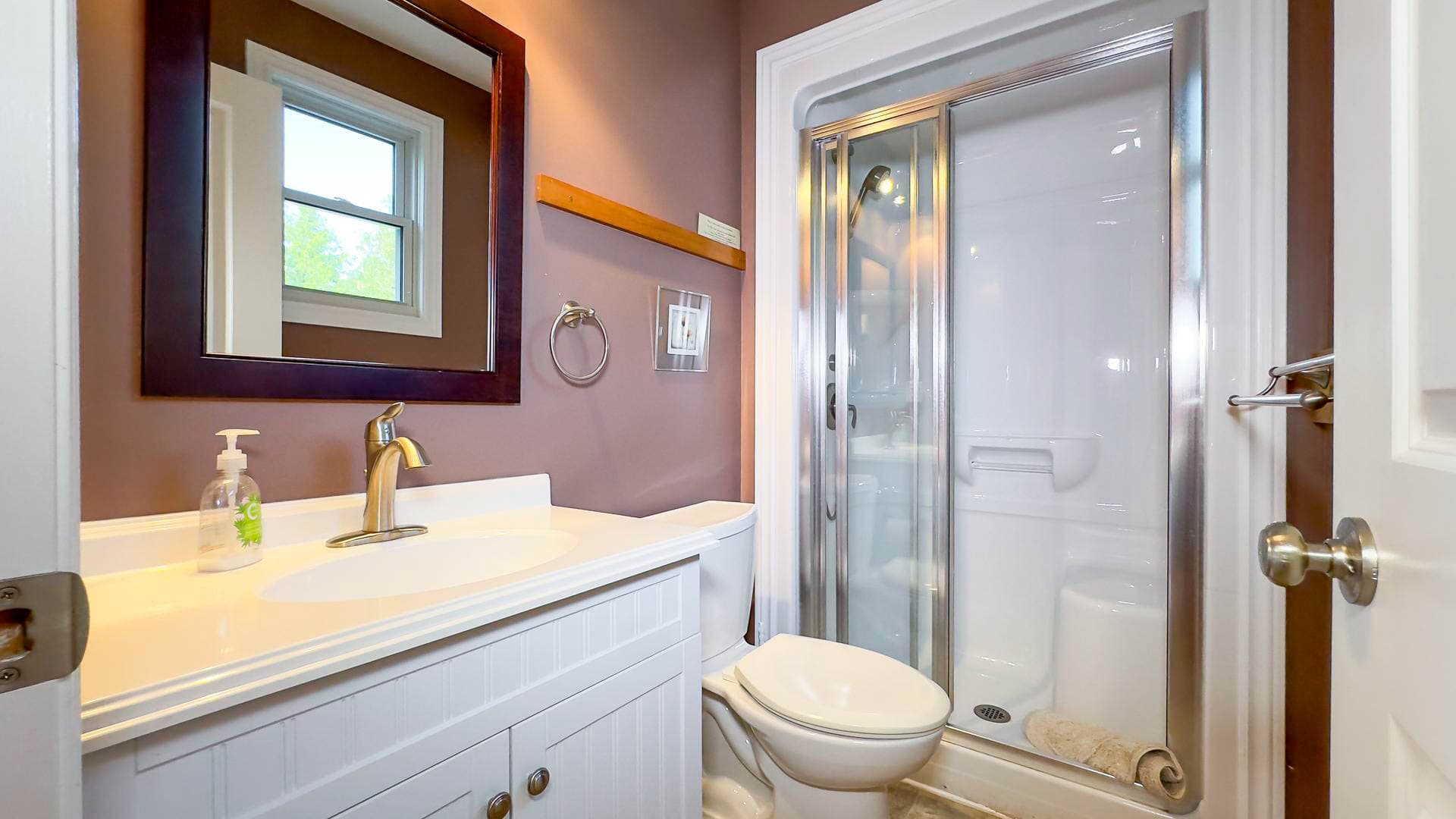 Ensuite 3 Piece Bathroom