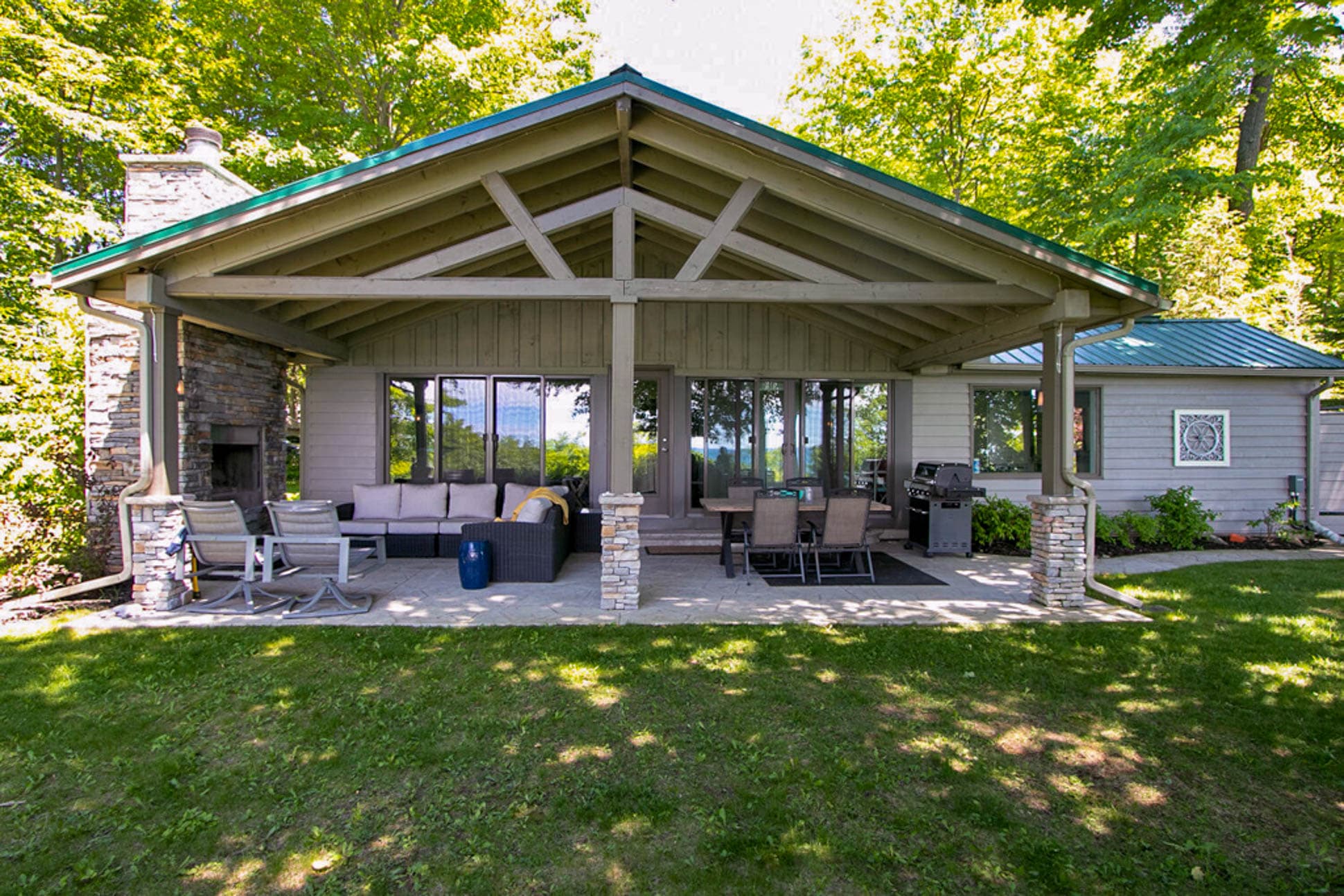 Charming Backyard Patio