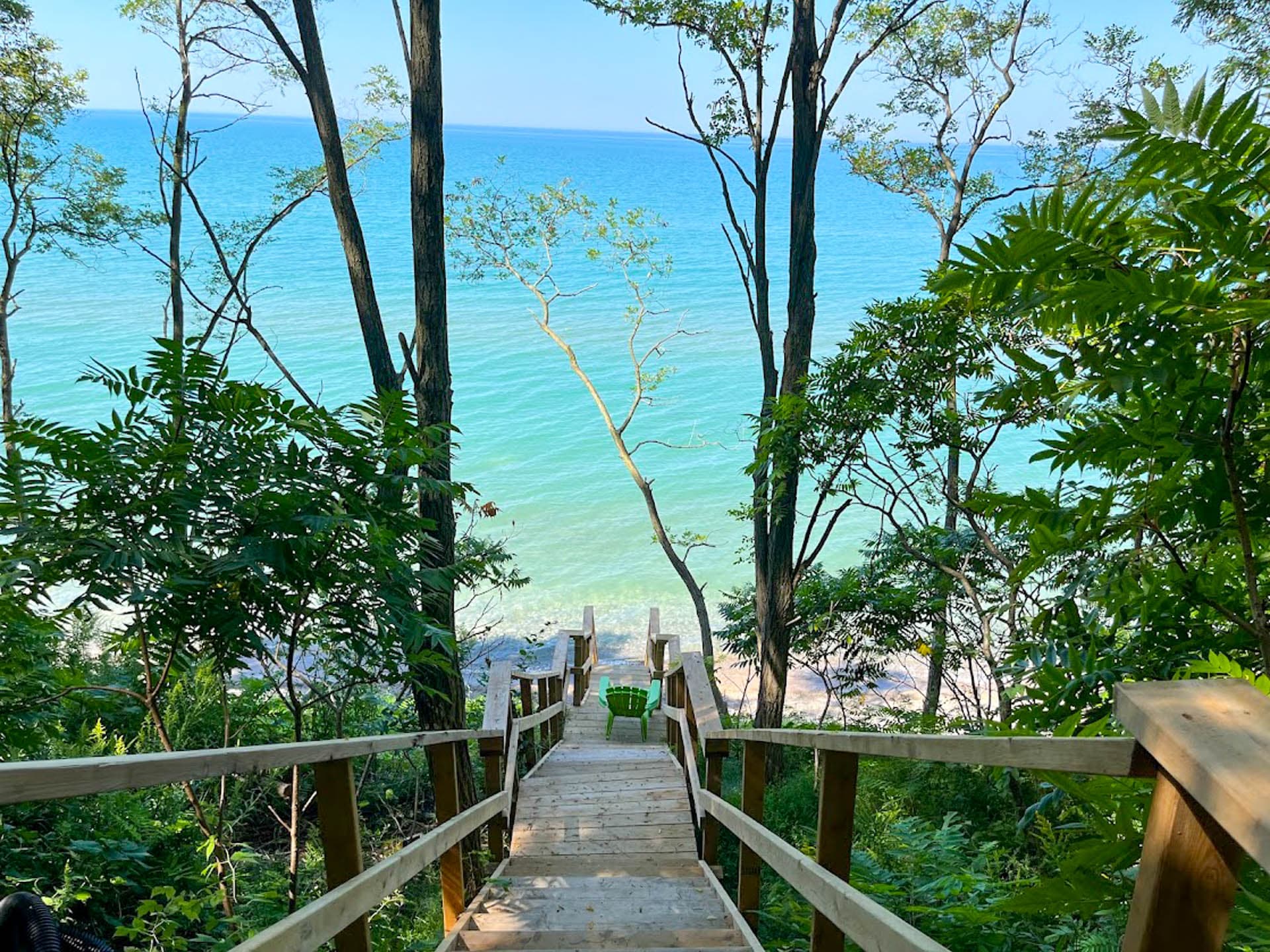 Approx. 80 stairs