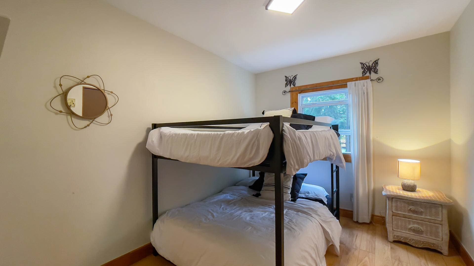 BR 2 - Double over Double bunk