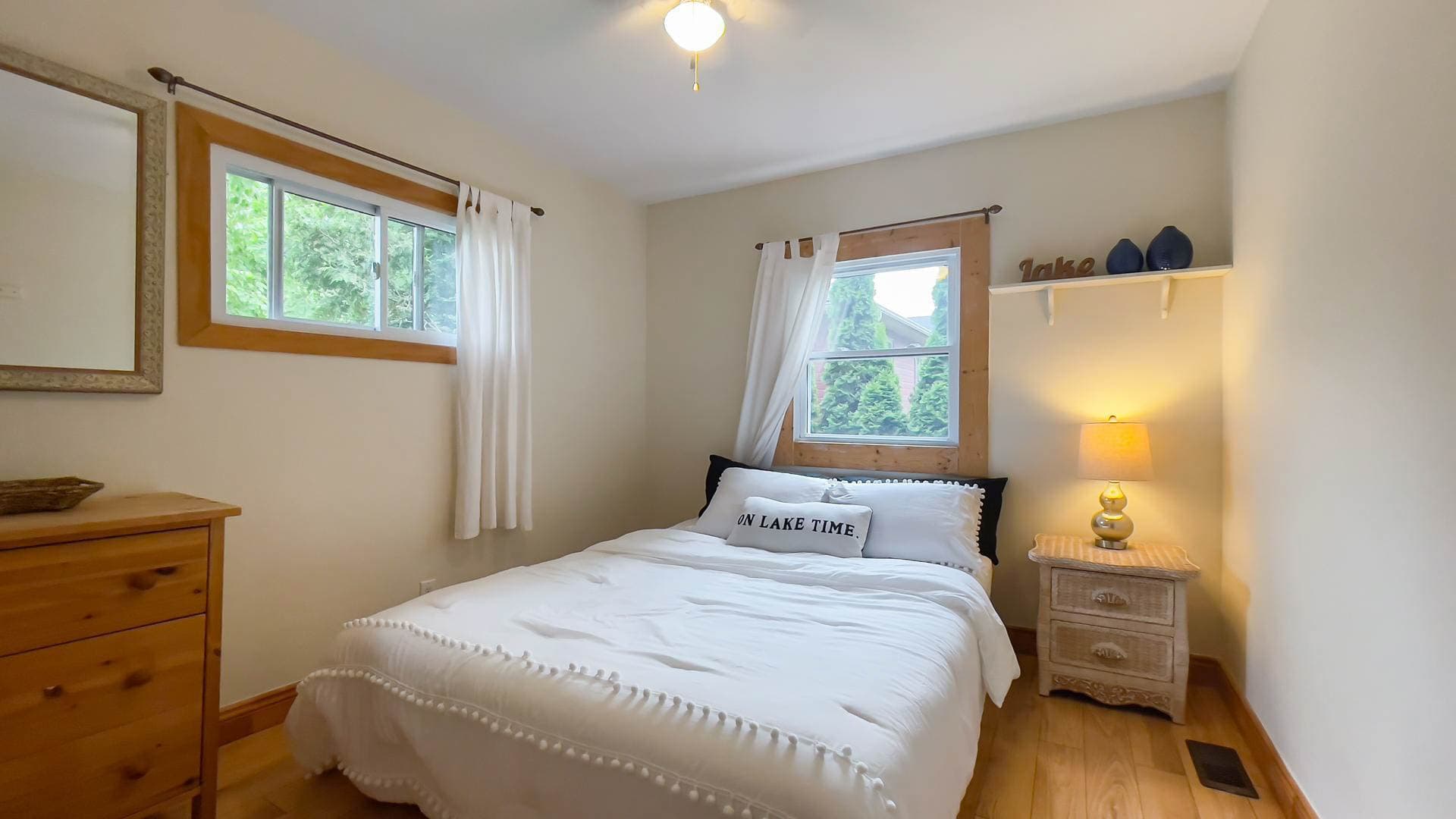BR3 - Queen Bed