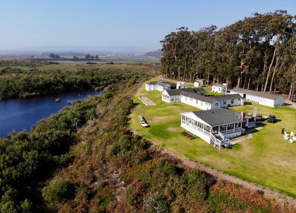 Expansive lawn area with spectacular views.  Plenty of room for large groups.  Ask about our numerous additional cottages and rooms to add to this booking.