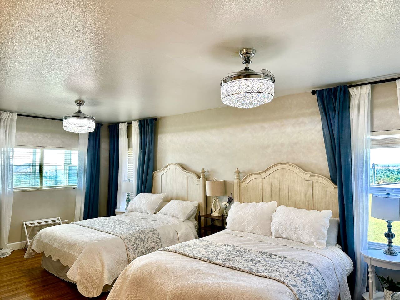 Relax & Enjoy a calm relaxing sleep on new deluxe pillow top mattresses with crisp new 100% cotton linens, cozy comforters with cotton duvet covers. 2 Queen beds and a twin daybed with pull out trundle. Sleep a group in comfort with ample space
