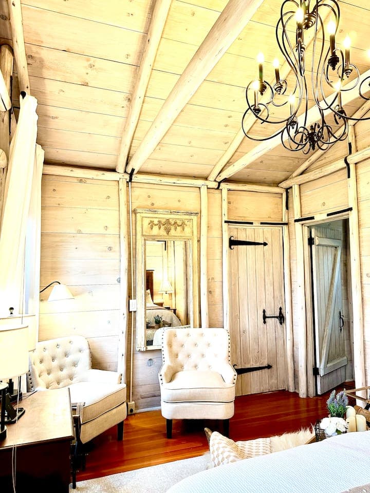 Cottage Charm & Romance…❤️❤️