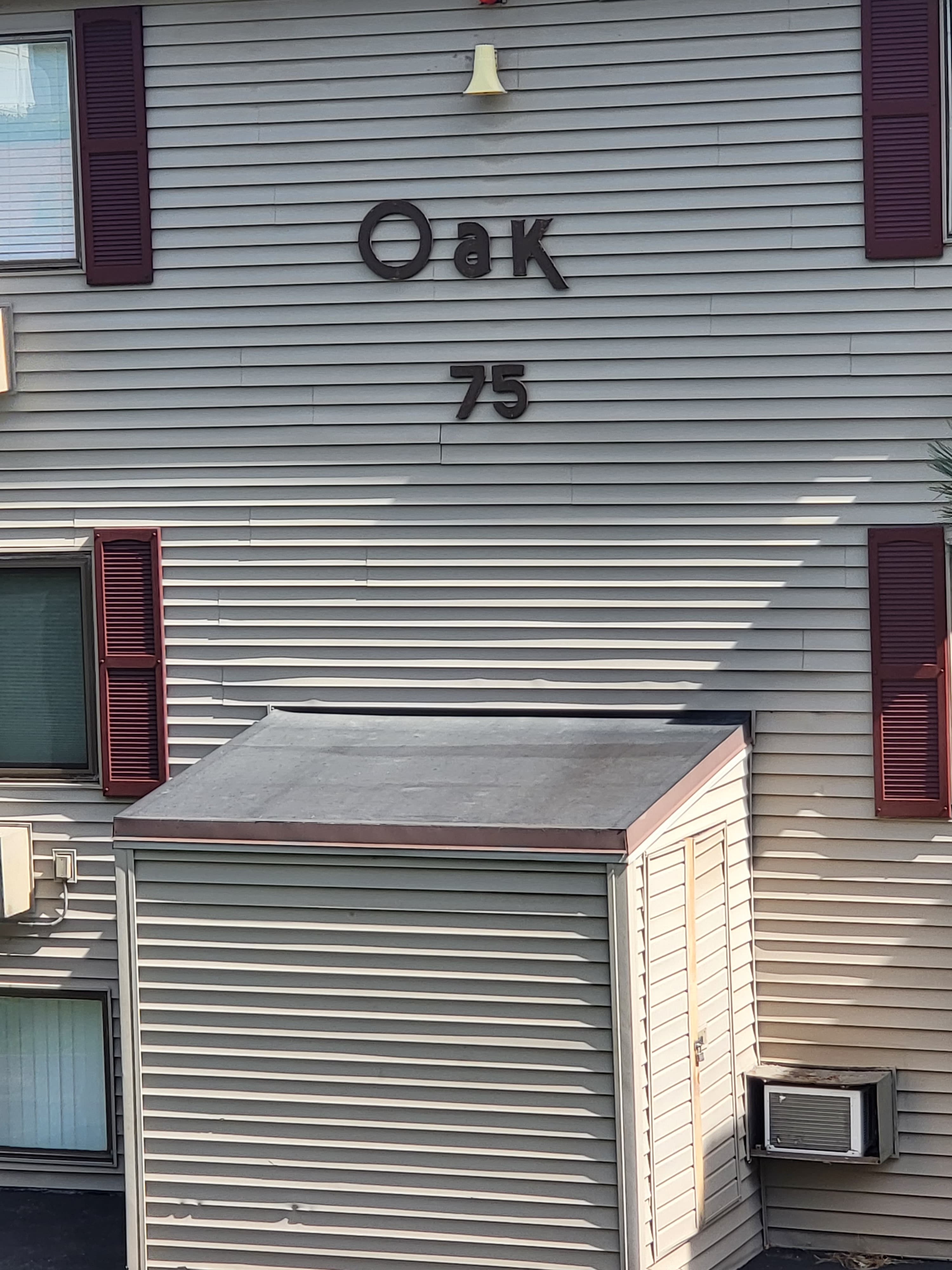 Oak Bldg
