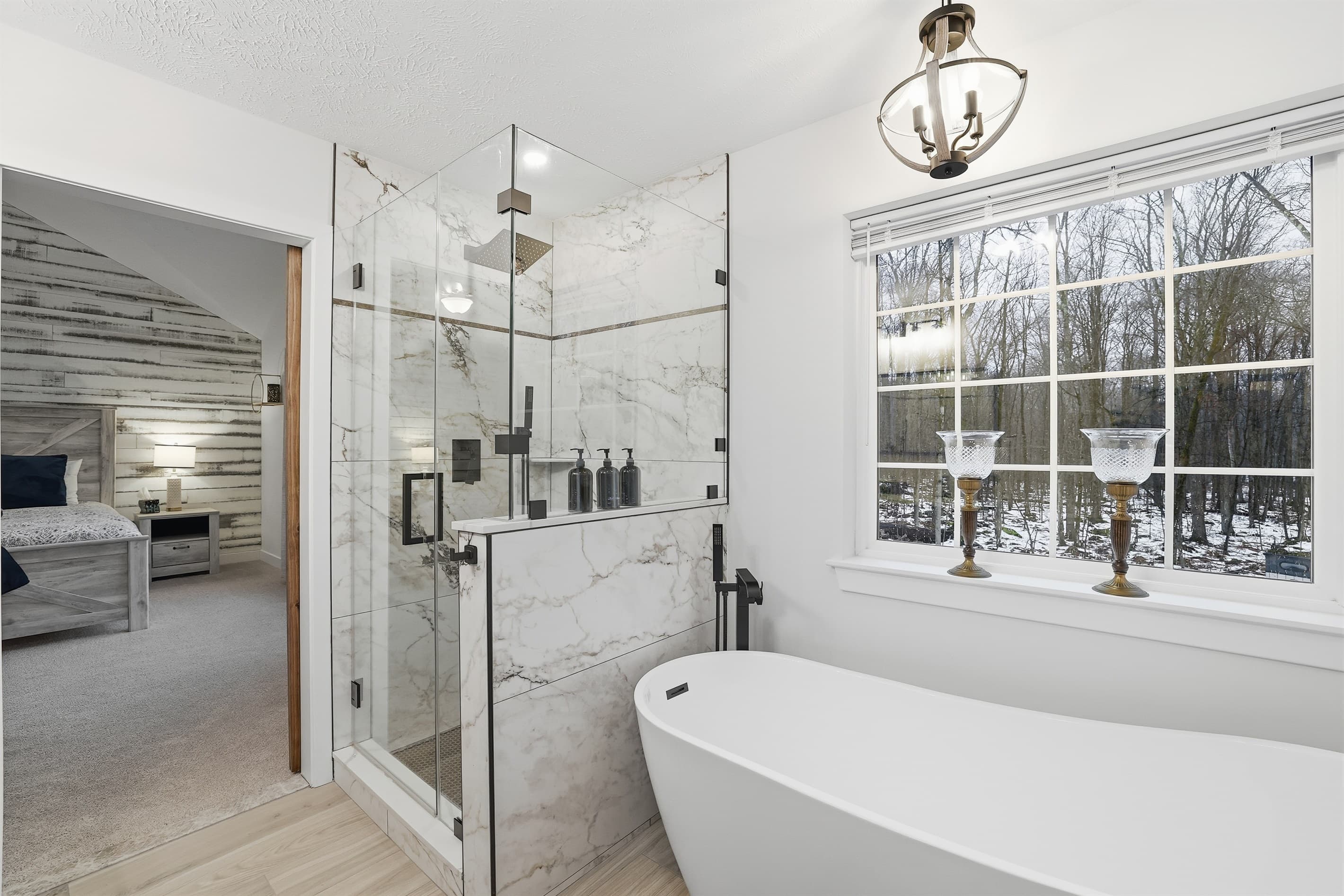 En-suite bathroom