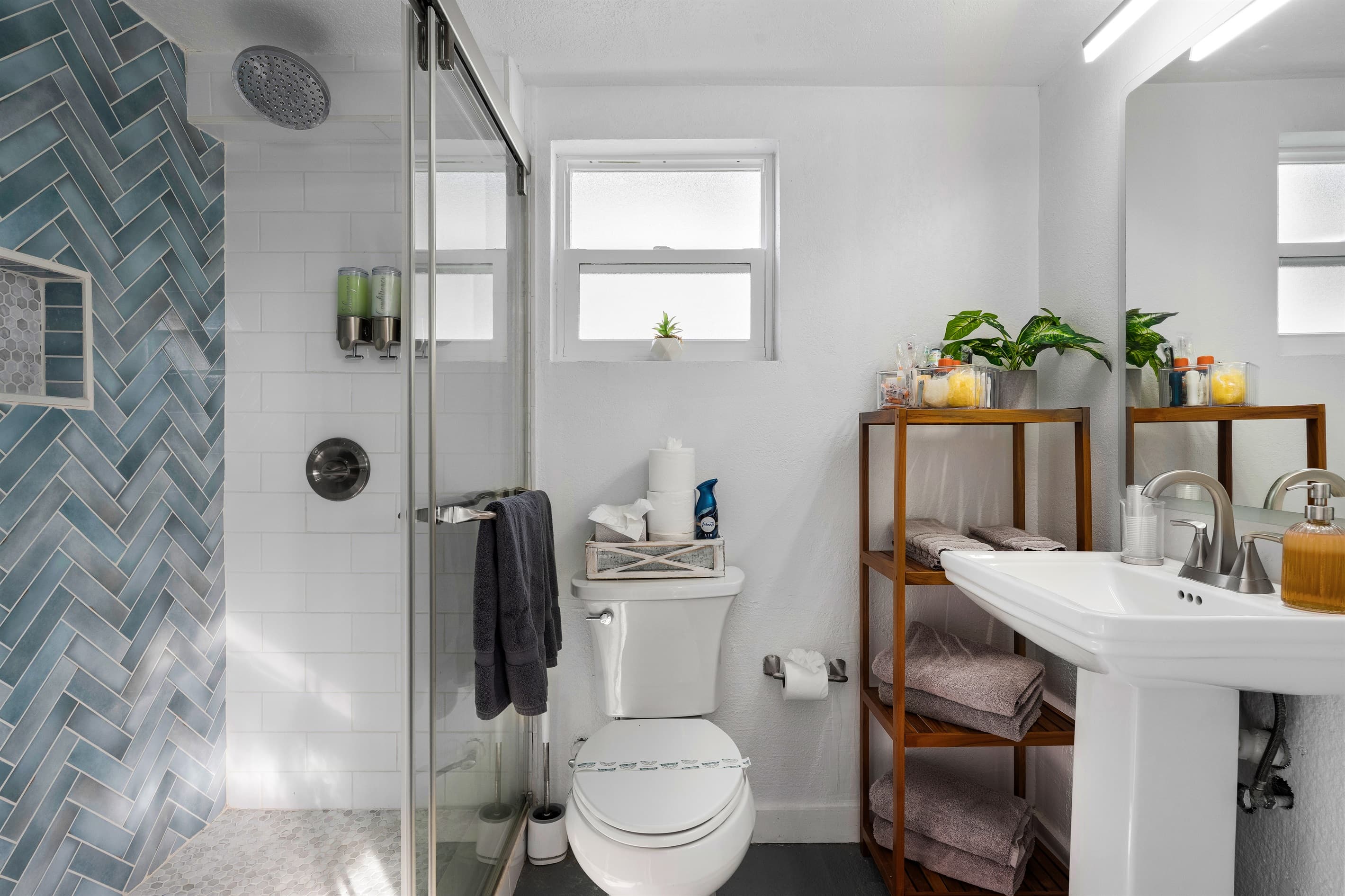 Poolside bathroom — no need to go through the house.