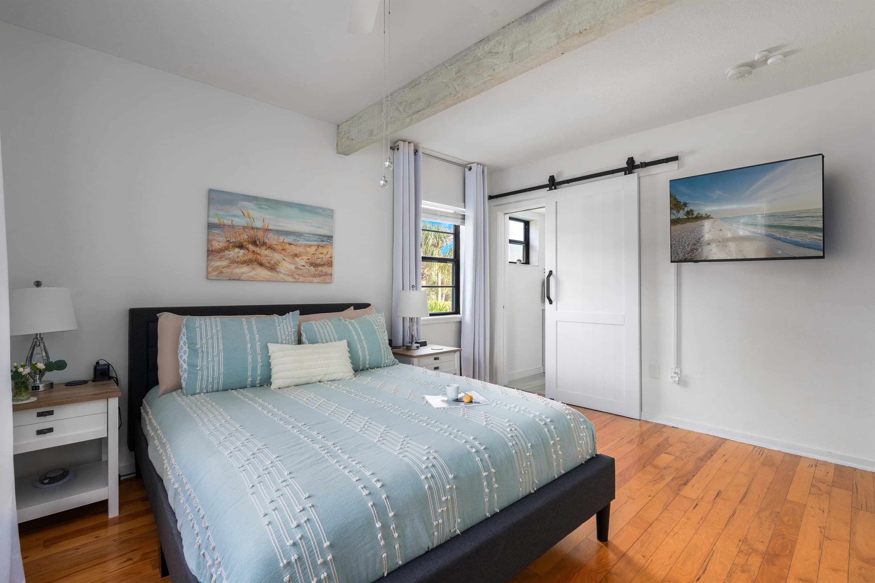 Queen bedroom,  with 50" smart TV, and private ensuite half bath. Bedroom 4 (2nd floor) 
