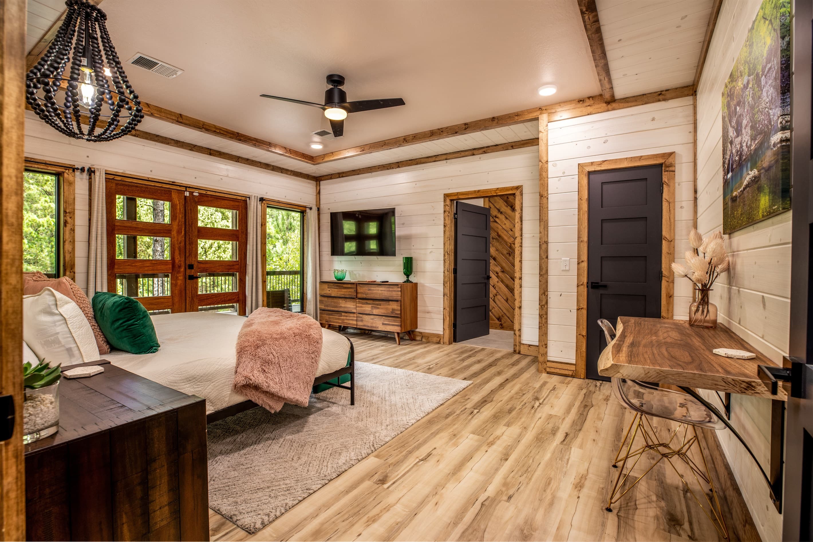 Master Suite #3 With Deck Access