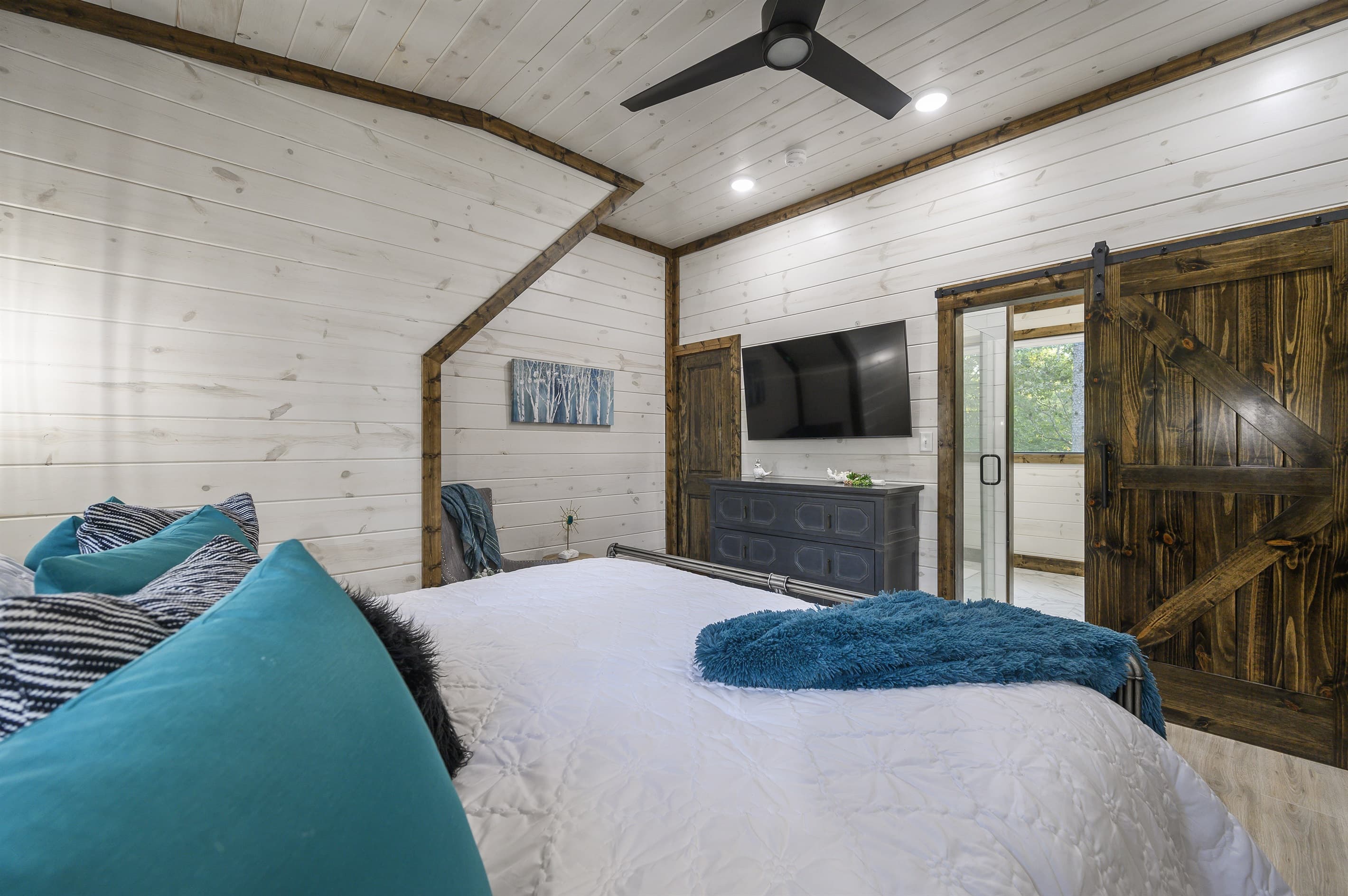 Master Suite #3 with 55" TV