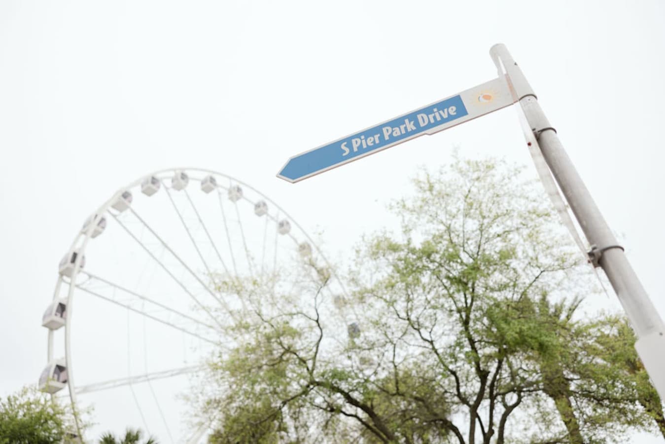 Close to major attractions!