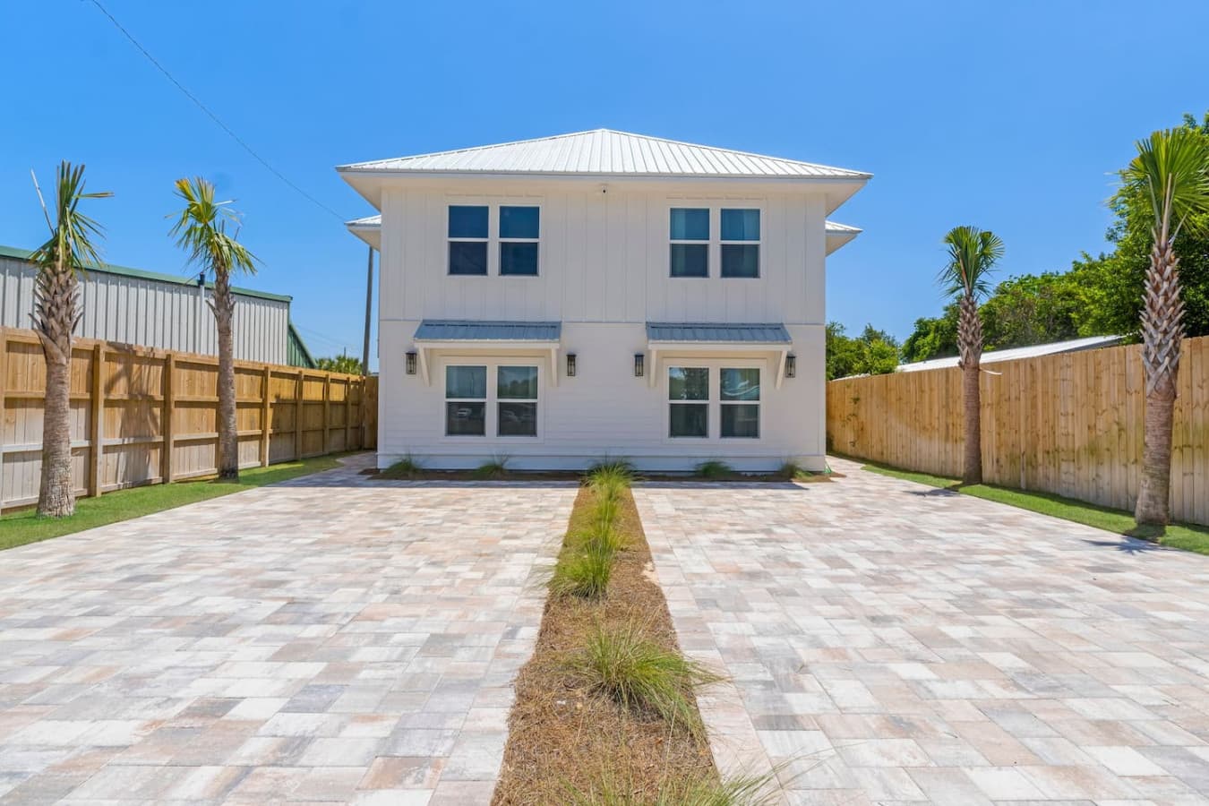 Enjoy the spacious 4 bedroom duplexes and have both homes right for all your family and friends to enjoy!