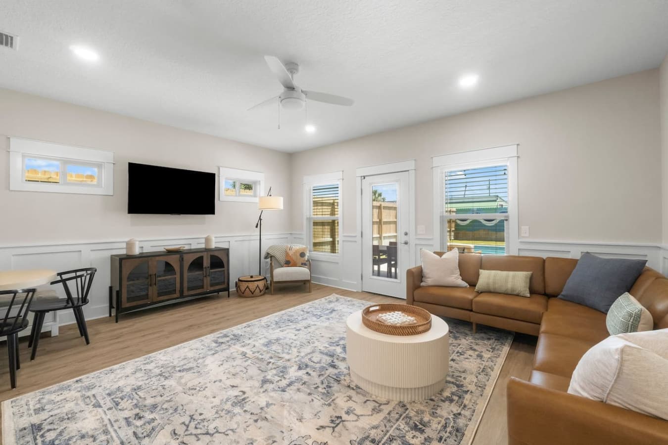 Additional seating in the corner of the living room