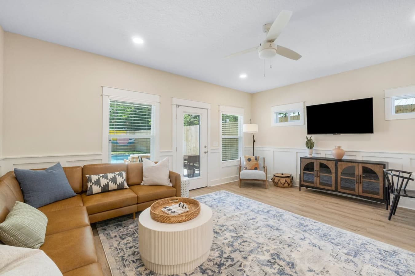 A great meeting space for everyone to gather!