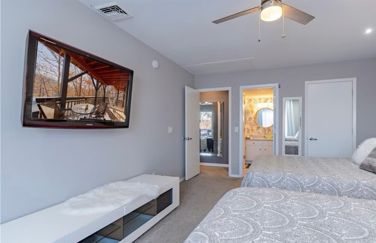 Gallery Image 9