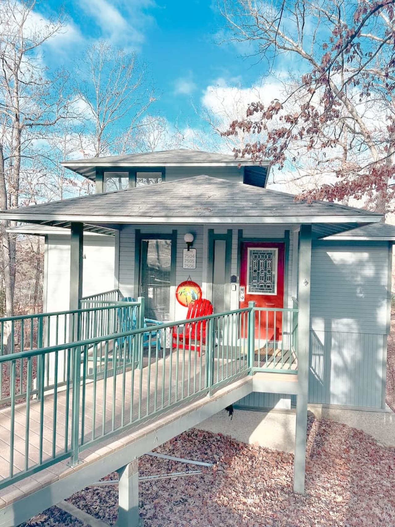 Welcome to Partee Bungalow! Your private escape surrounded by nature’s beauty starts here.