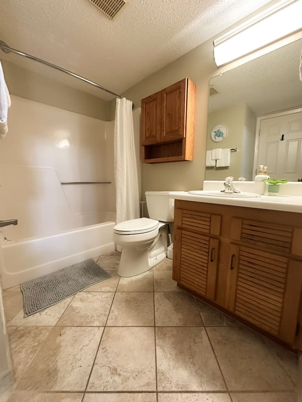 Bright and clean bathroom with all the essentials for your comfort