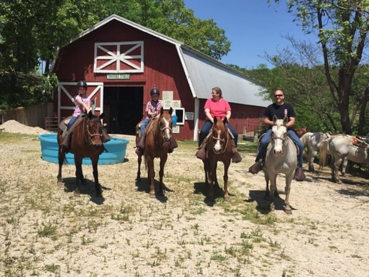 Explore the countryside on horseback – an unforgettable experience near your stay.