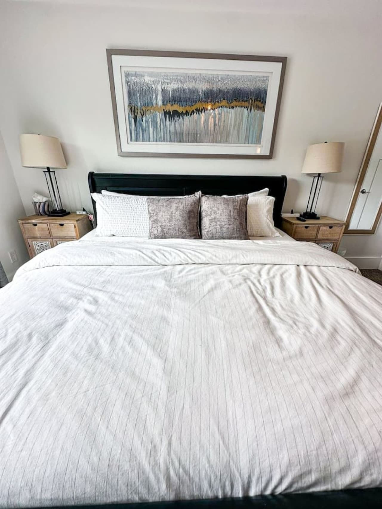 Lower level queen bedroom