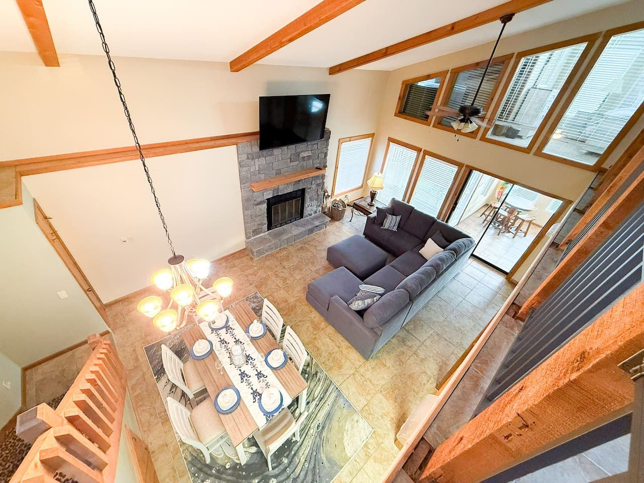 Sink into the sofa, stream your favorites, and unwind lakeside.