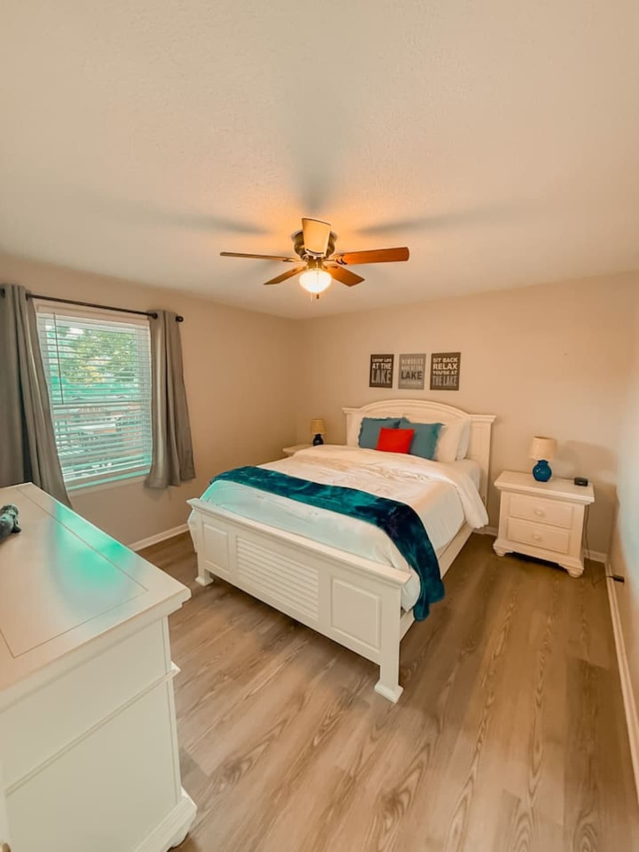 Soft linens, quiet vibes, and a little slice of luxury.
