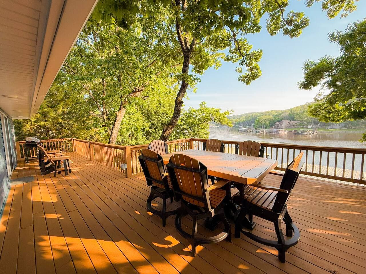 Deck seating made for morning stillness, midday grilling, and starry-night chats—Lakecation style.