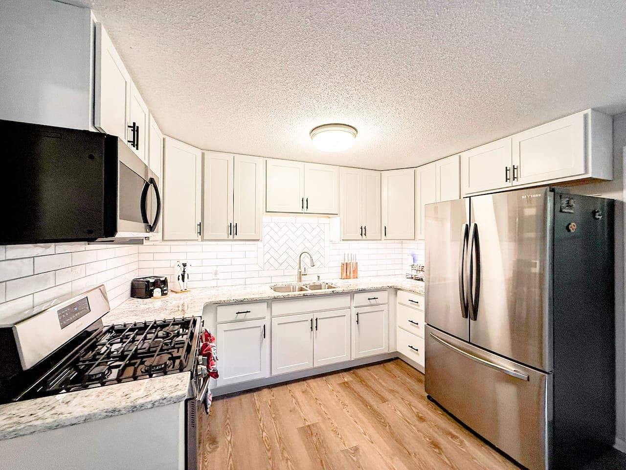 The kitchen that keeps the lake days going strong.