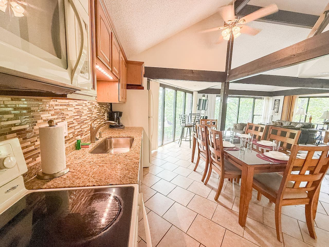 Dine in comfort, surrounded by nature.