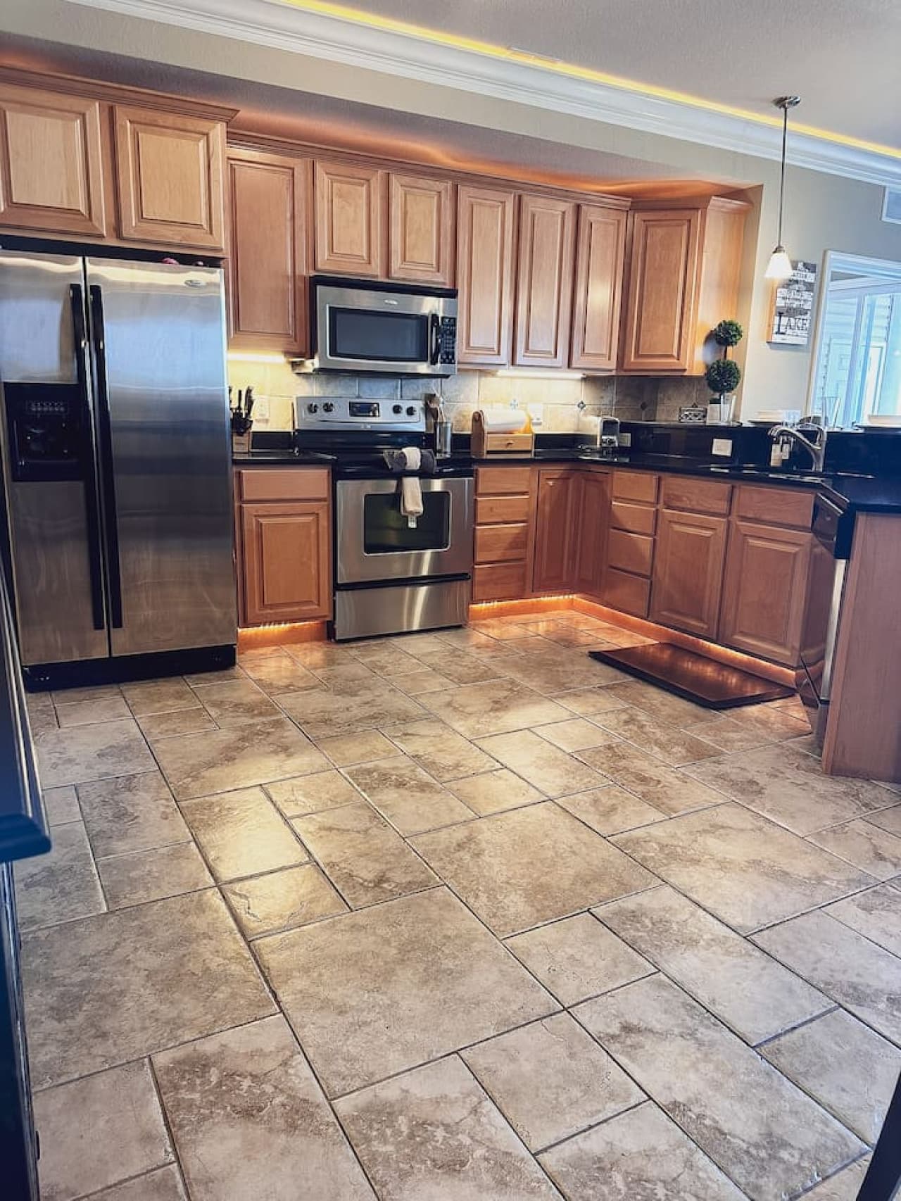 Prepare culinary delights in the gourmet kitchen at Lookout at Lands End!