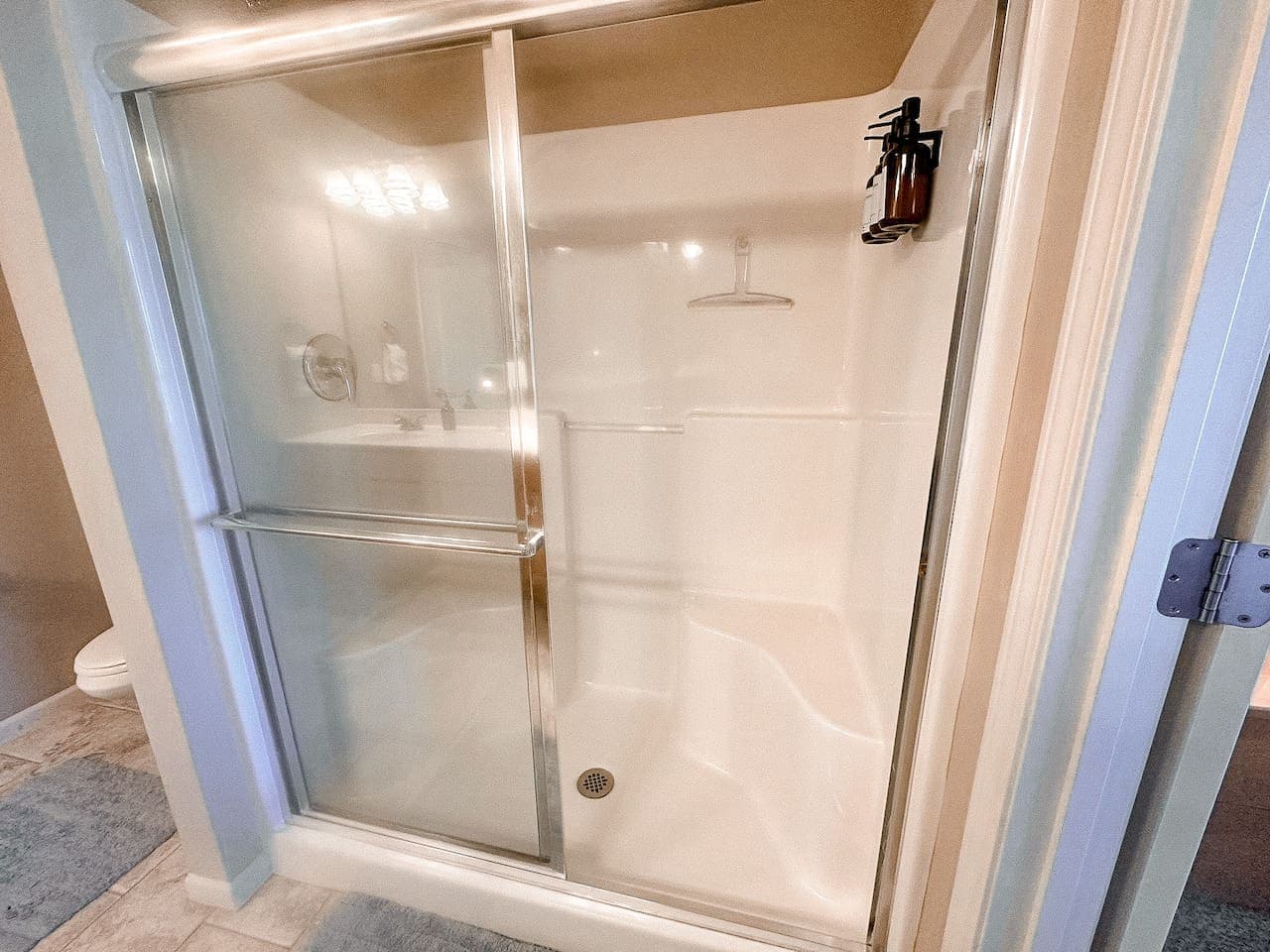 Clean lines and thoughtful amenities make our showers a comfortable part of your stay.