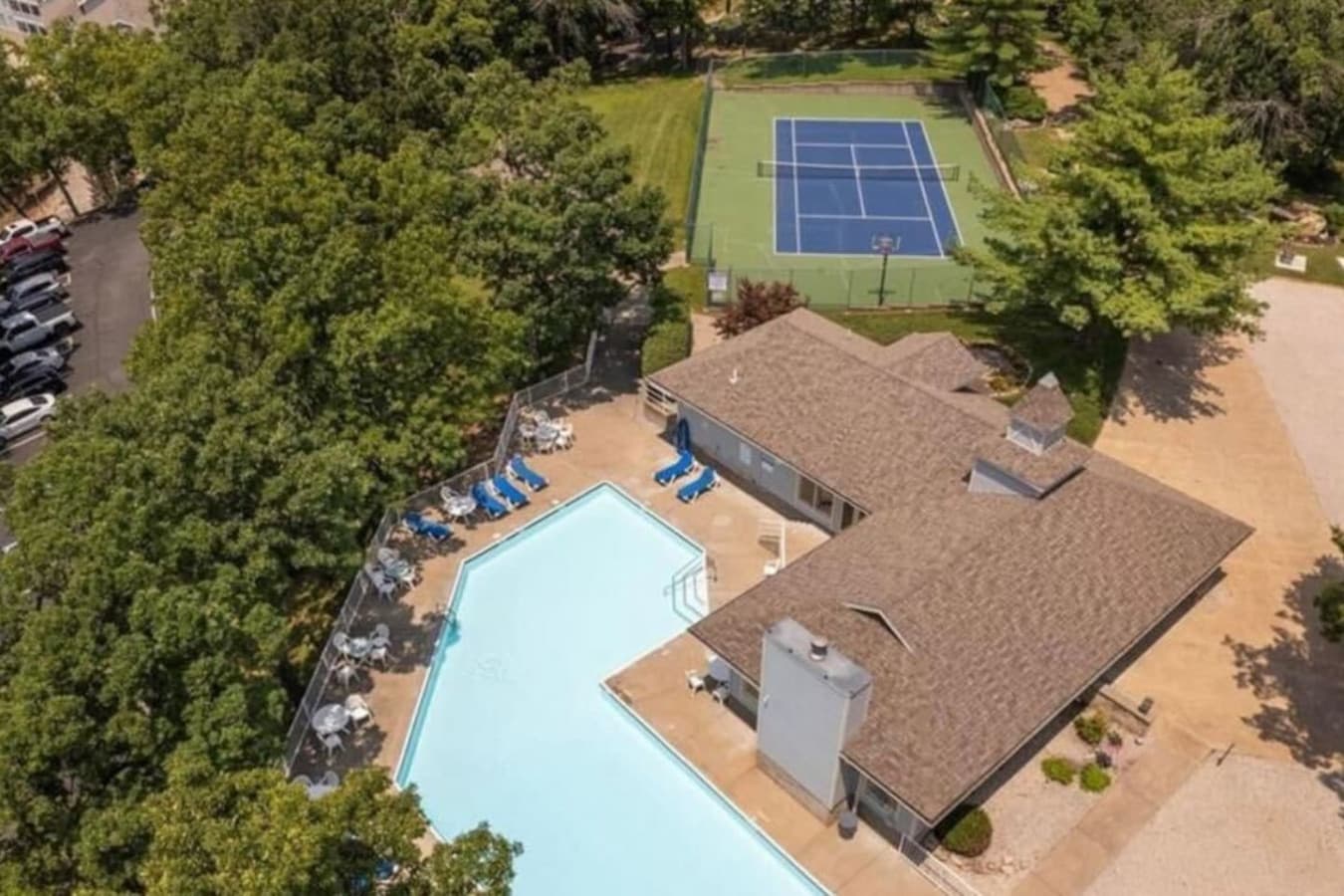 A refreshing swimming pool and tennis court offer fun activities for all guests.