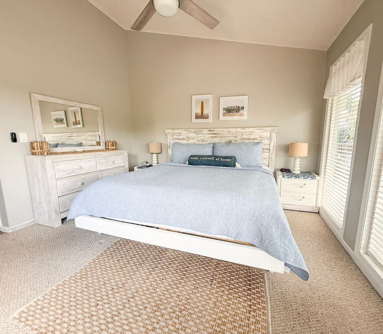 Large king bed with luxury bedding
