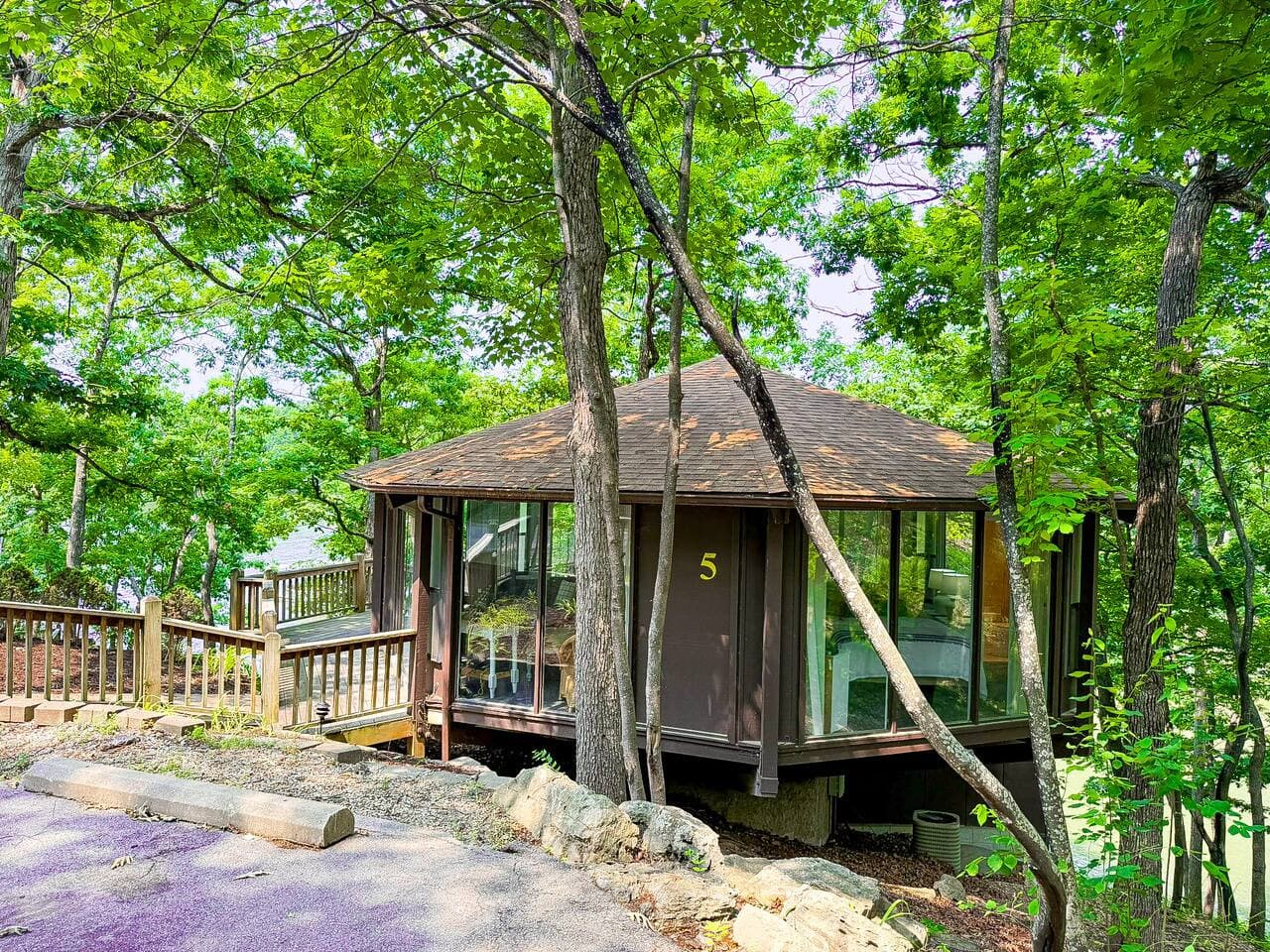 Tucked into the treetops, Canopy Cove welcomes you with wooded charm and lake-life tranquility.