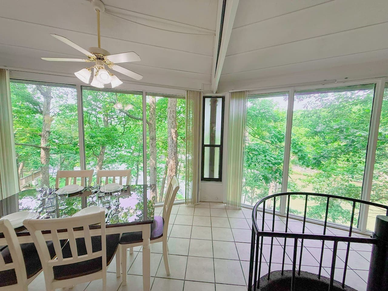 Dine among the trees—enjoy every meal with beautiful nature views just outside your window.
