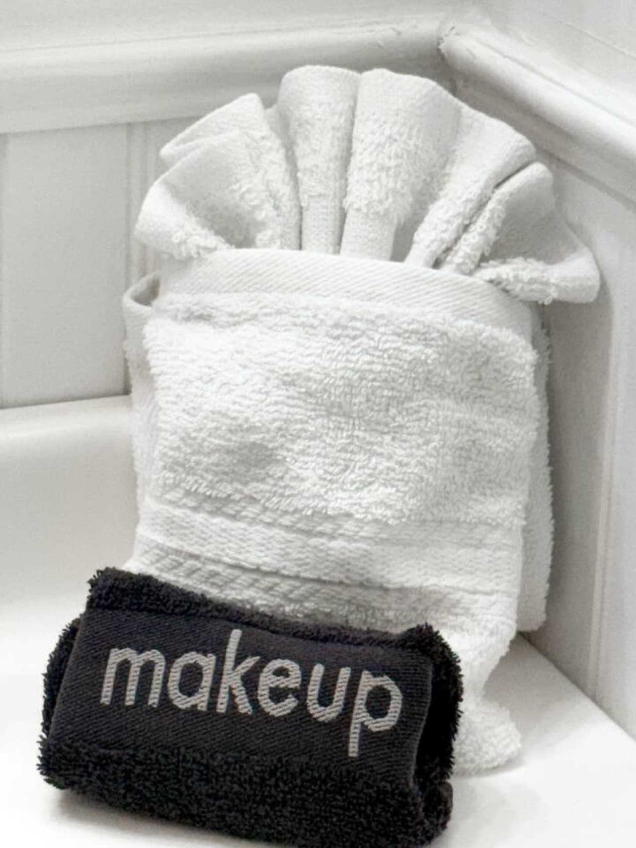 Fresh towels and makeup-friendly linens.
