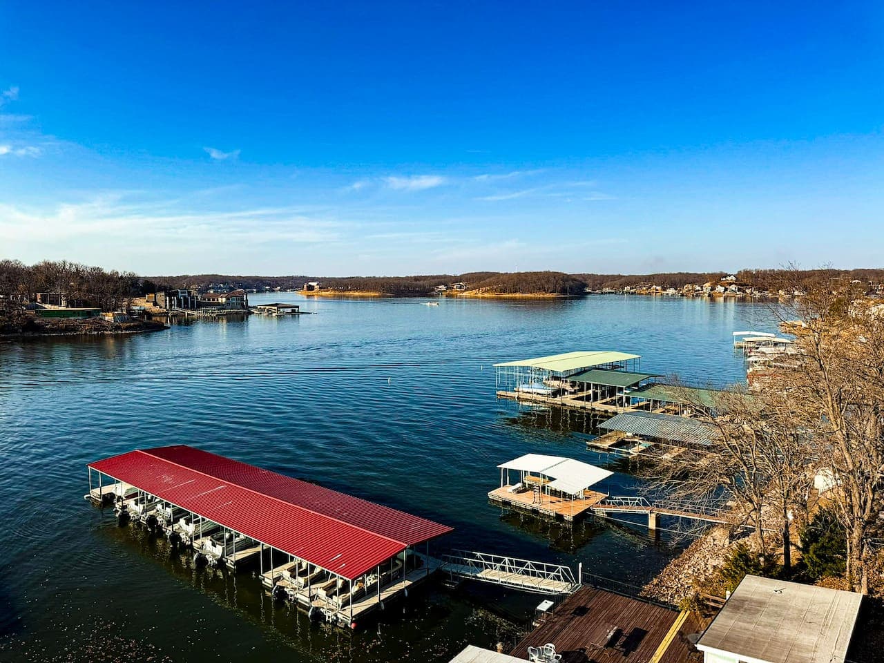 Soak in panoramic lake views overlooking marinas and open water, perfect for morning coffee and sunset watching.