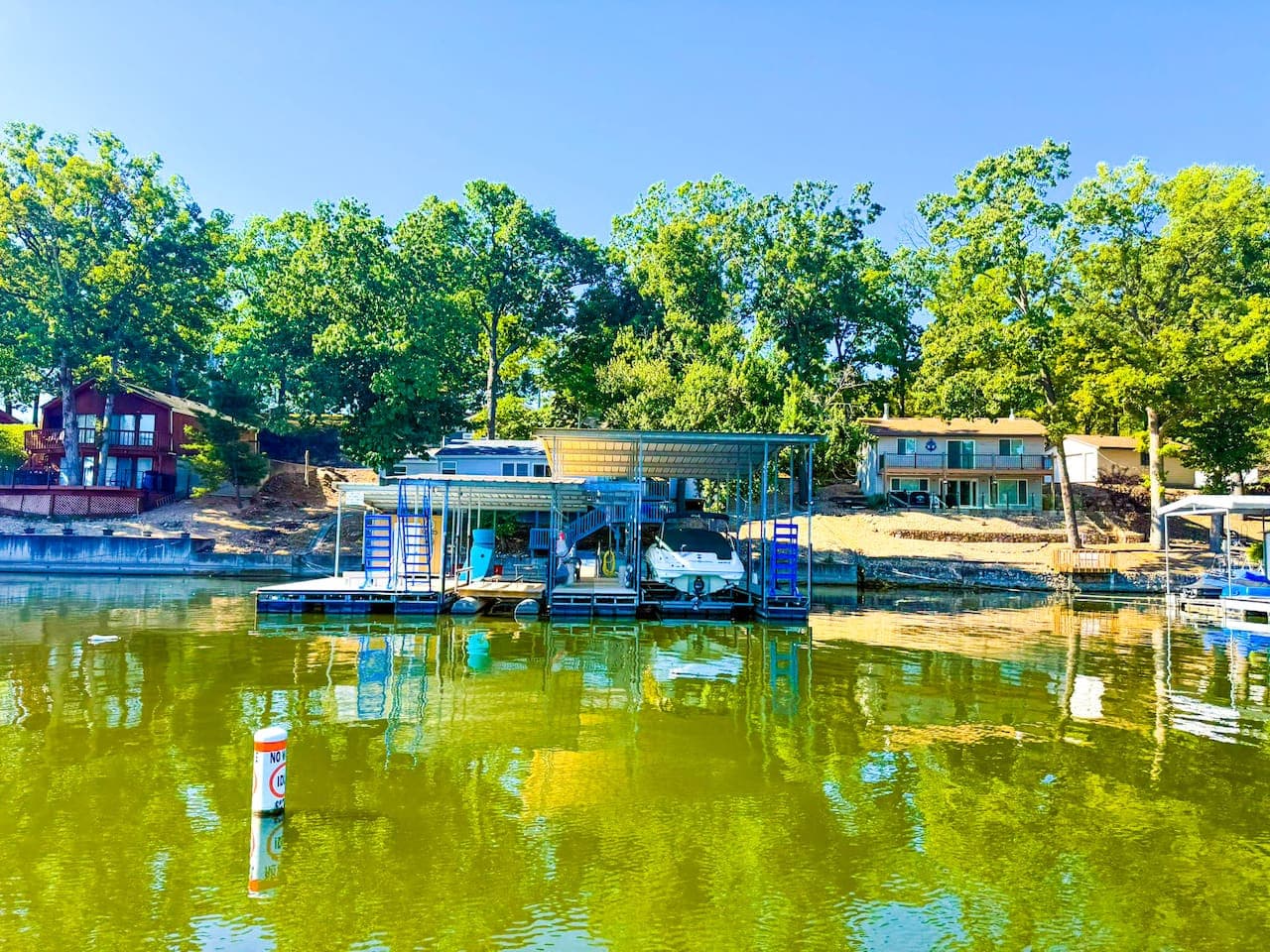 Now this is a Dock.